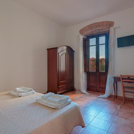 Hotel La Scala Del Sale Iglesias Exteriér fotografie